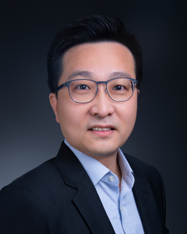 Dr Kevin Lee