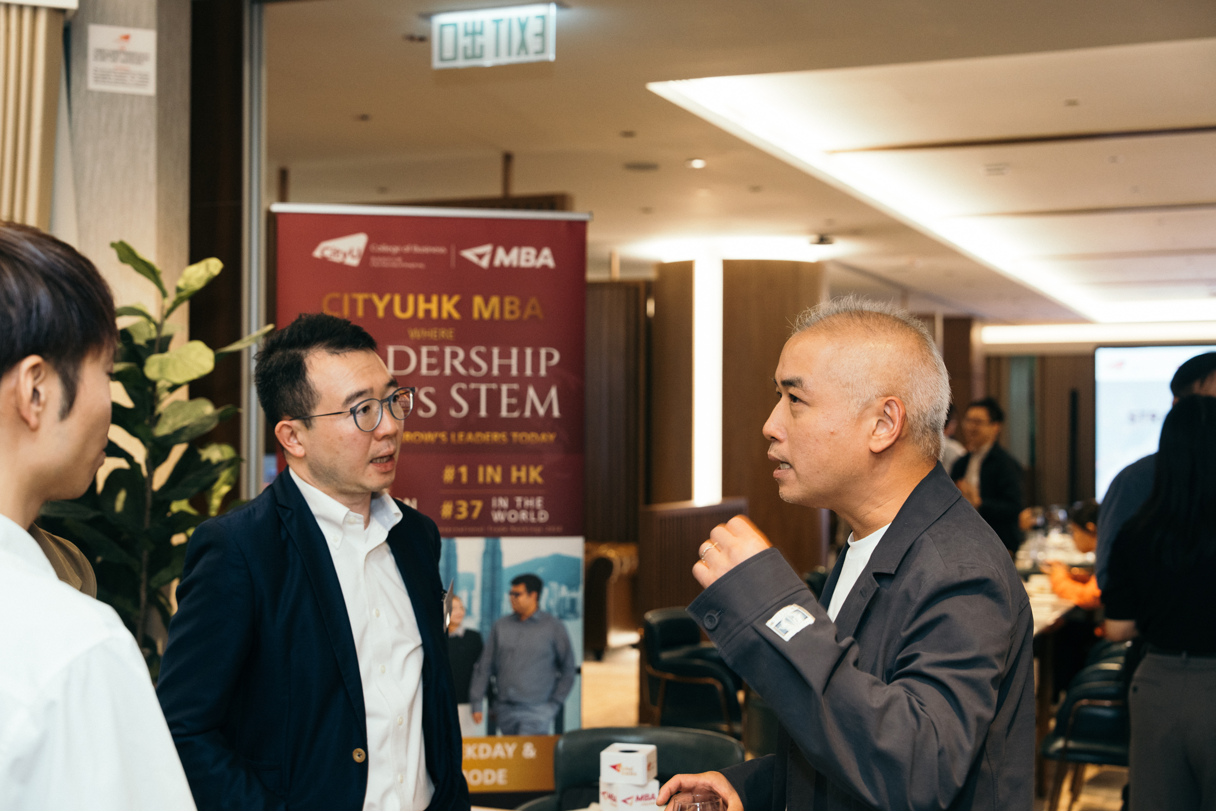 CityU-06080__11216443