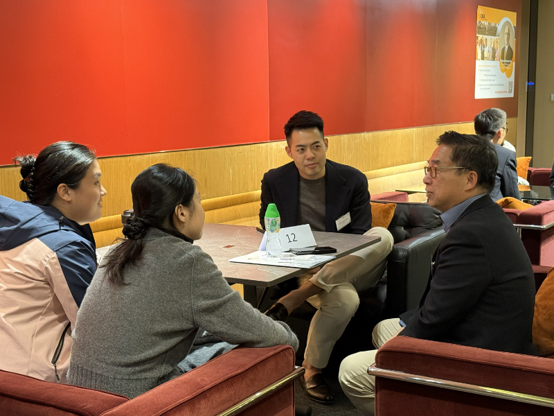 20250929-lunch-with-prof-news-mobile-hero-image