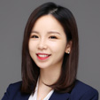 MoMo Wan - Associate