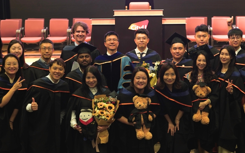 20250614-mba-graduation-2025-hero-banner
